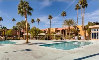 Photo #4: 2261464 Listing 