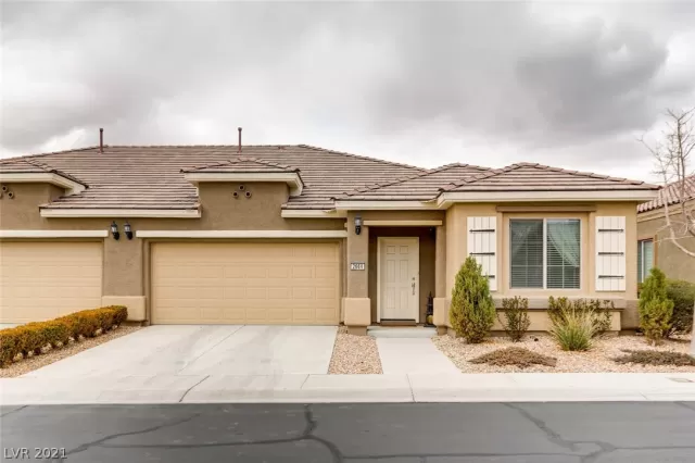 MLS: 2261514 Condo For Sale