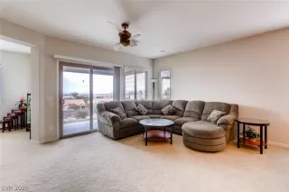 Photo #5: 2261514 Listing 