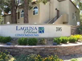 Photo #1: 2261517 Listing