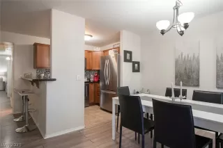 Photo #3: 2261517 Listing