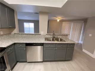 Photo #5: 2261531 Listing 