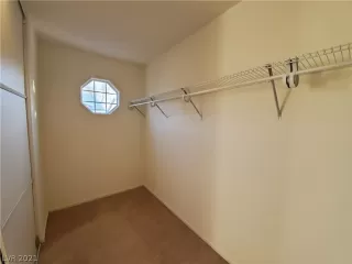 Photo #1: 2261653 Listing 