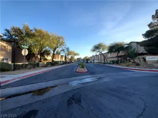 Photo #2: 2261653 Listing 