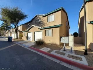 Photo #3: 2261653 Listing 