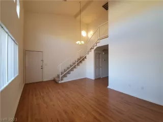 Photo #6: 2261653 Listing 