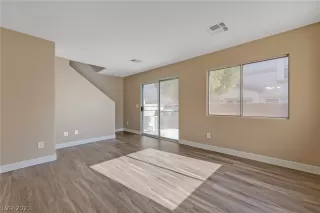 Photo #3: 2261685 Listing 