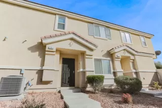 Photo #5: 2261699 Listing