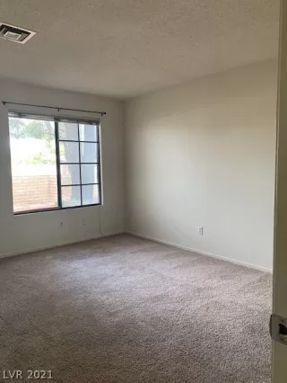 Photo #3: 2261702 Listing 