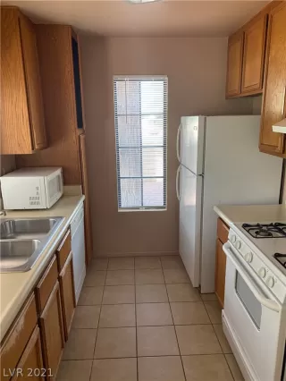 Photo #6: 2261702 Listing 