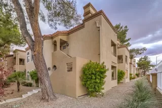 Photo #3: 2261706 Listing