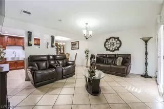 Photo #1: 2261722 Listing