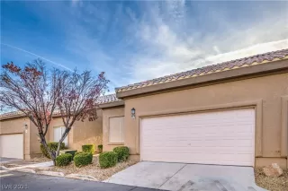 Photo #1: 2261731 Listing