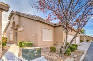 Photo #2: 2261731 Listing