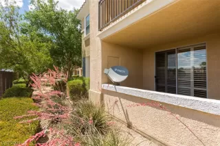 Photo #1: 2261742 Listing 