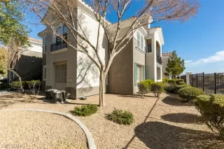 Photo #3: 2261742 Listing 