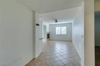 Photo #4: 2261742 Listing 