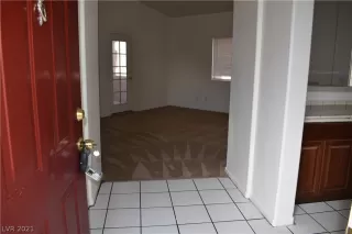 Photo #1: 2261814 Listing 