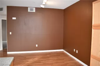 Photo #4: 2261836 Listing 