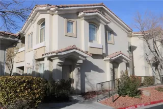 Photo #1: 2261856 Listing 