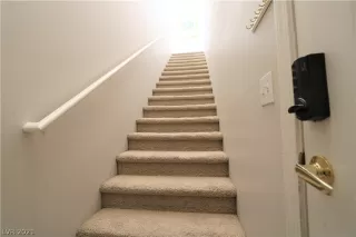 Photo #3: 2261856 Listing 