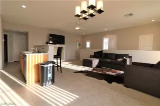 Photo #6: 2261856 Listing 