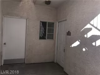 Photo #1: 2261888 Listing 