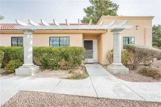 Photo #1: 2261930 Listing