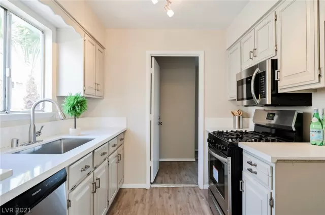 MLS: 2262011 Condo For Sale