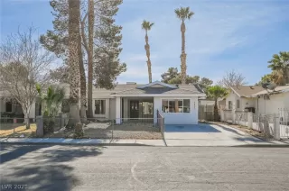 Photo #4: 2262011 Listing 