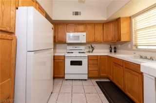 Photo #6: 2262034 Listing