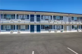 Photo #2: 2262035 Listing 