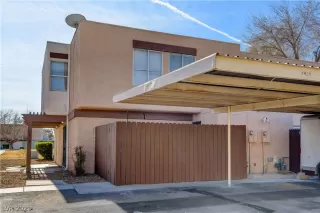 Photo #2: 2262038 Listing