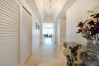 Photo #5: 2262048 Listing 