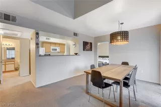 Photo #4: 2262065 Listing 