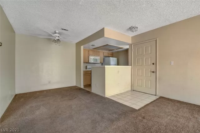 MLS: 2262098 Condo For Sale