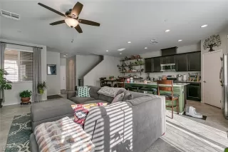 Photo #5: 2262102 Listing 