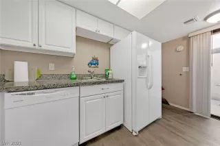 Photo #6: 2262111 Listing 