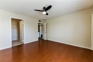 Photo #6: 2262140 Listing