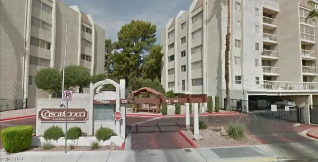 MLS: 2262203 Condo For Sale