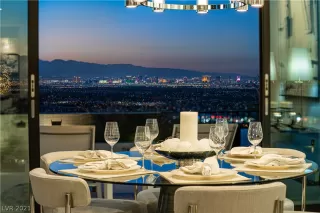 Photo #1: 2262334 Listing