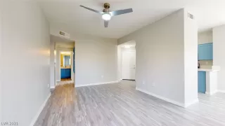 Photo #5: 2262360 Listing