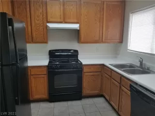 Photo #1: 2262373 Listing