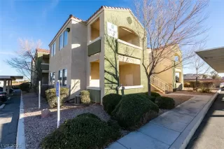 Photo #1: 2262418 Listing 