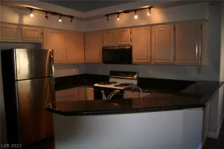 Photo #3: 2262432 Listing