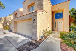 Photo #1: 2262437 Listing