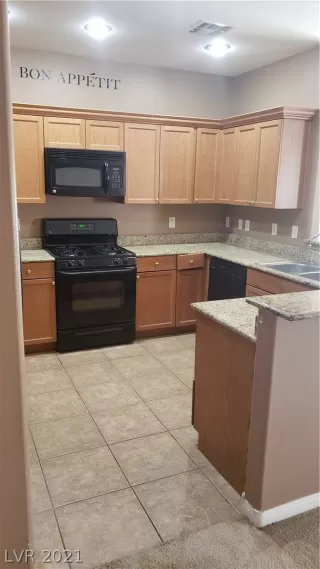 Photo #6: 2262467 Listing 