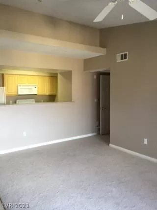 Photo #2: 2262473 Listing