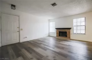 Photo #5: 2262483 Listing 