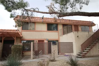 Photo #2: 2262503 Listing